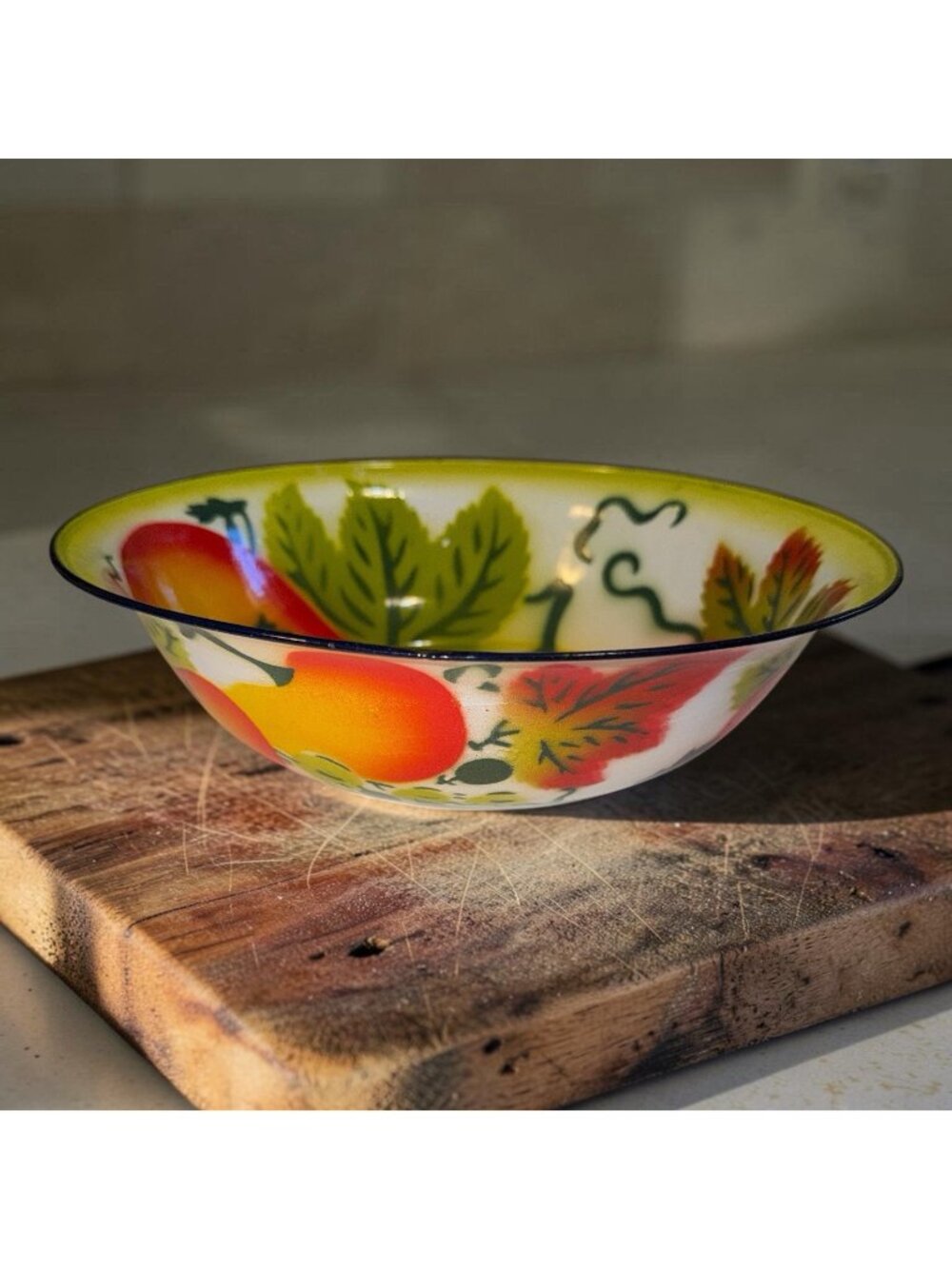 Vtg  Enamelware 12" Bowl Salad Basin Fruit Design Farmhouse Cottagecore Country